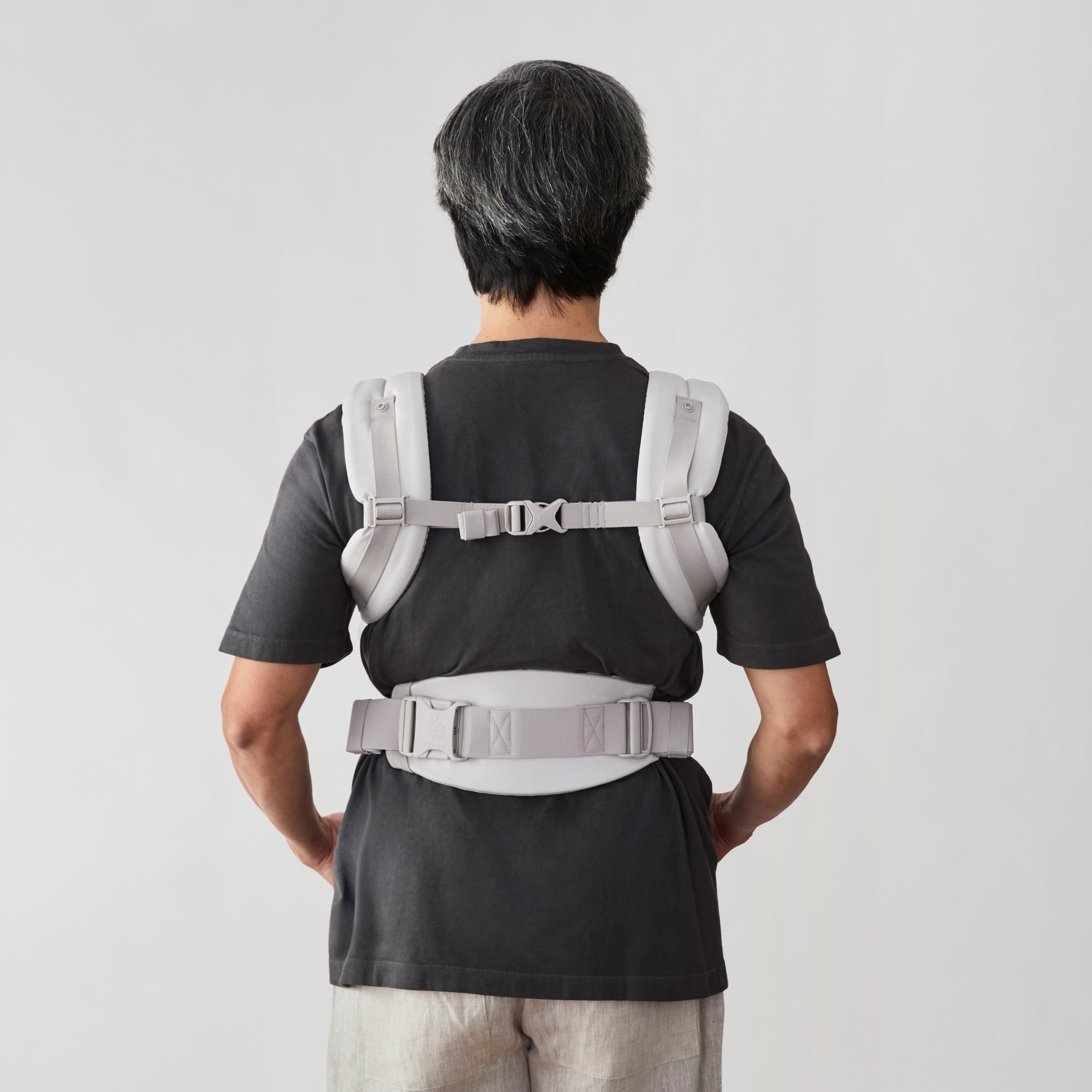 Omni Classic Mesh Baby Carrier - Pearl Grey