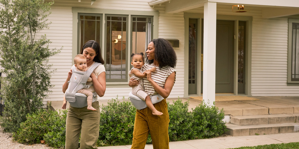 Are Hip Seat Carriers Safe? When to Use a Hip Seat Carrier