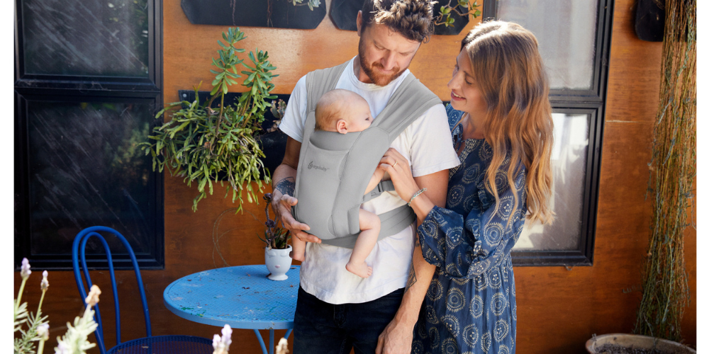 The Ultimate Guide to Babywearing in Spring: Comfort for you and baby ...