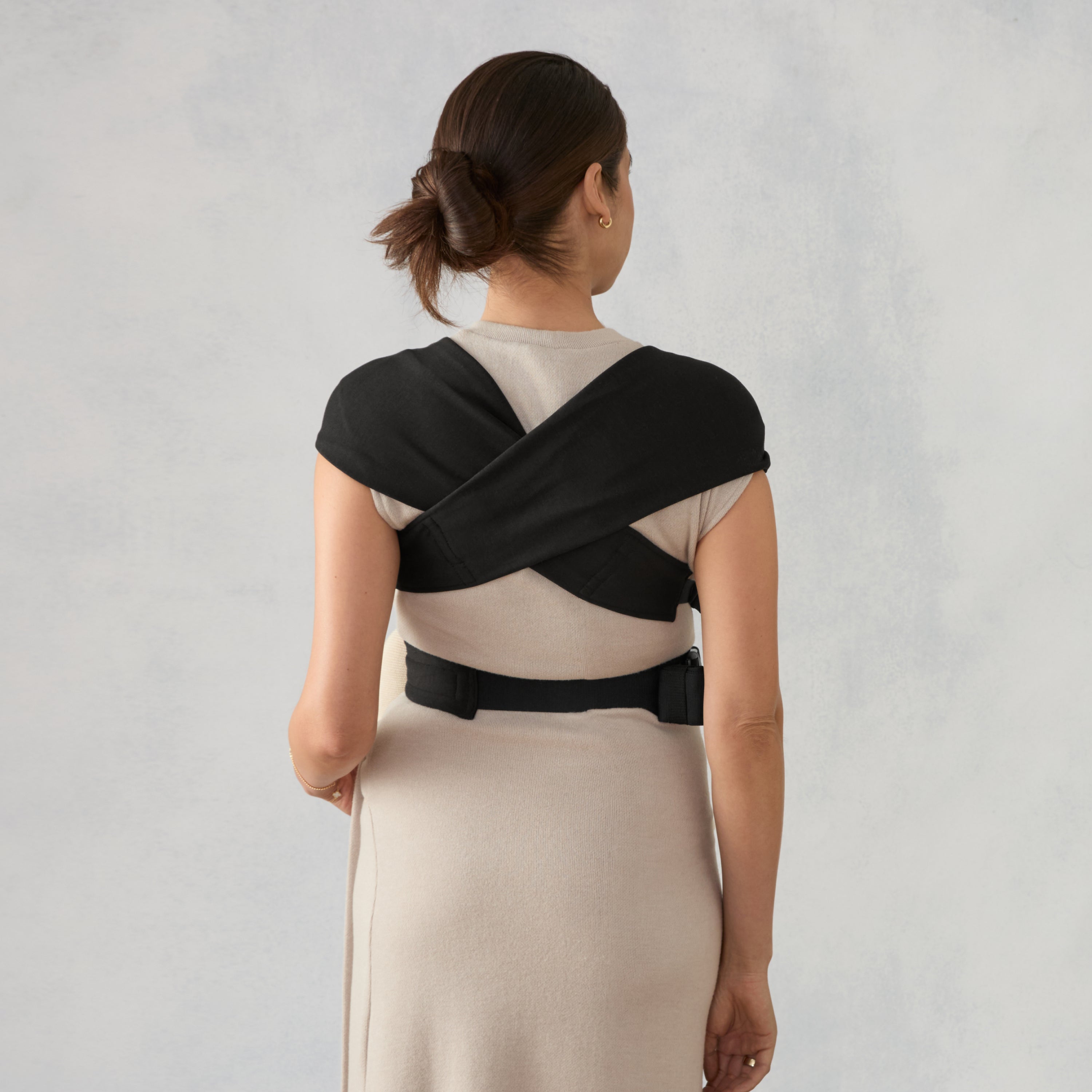 Pure Black Embrace Newborn Carrier