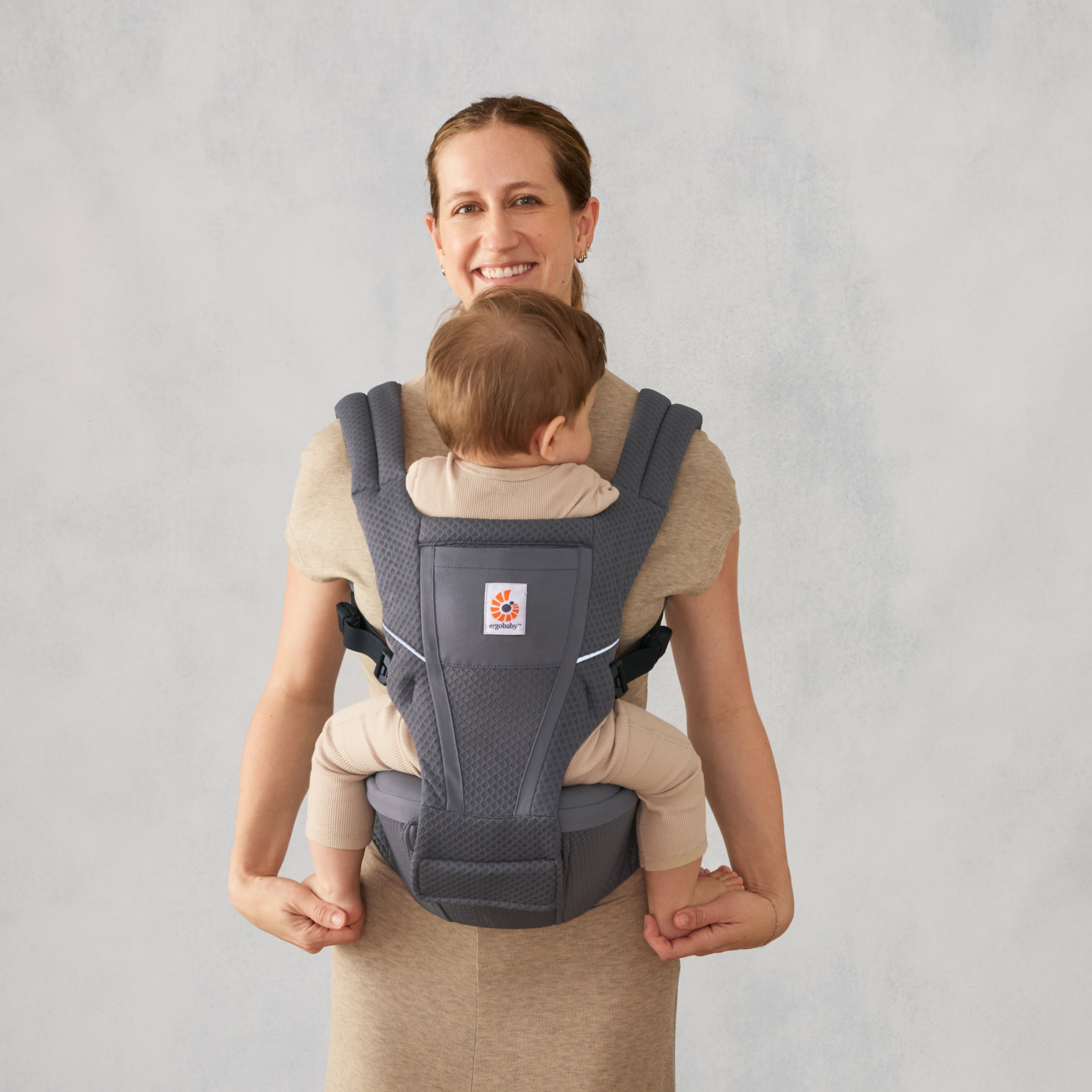 Graphite Grey Alta Hip Seat Baby Carrier