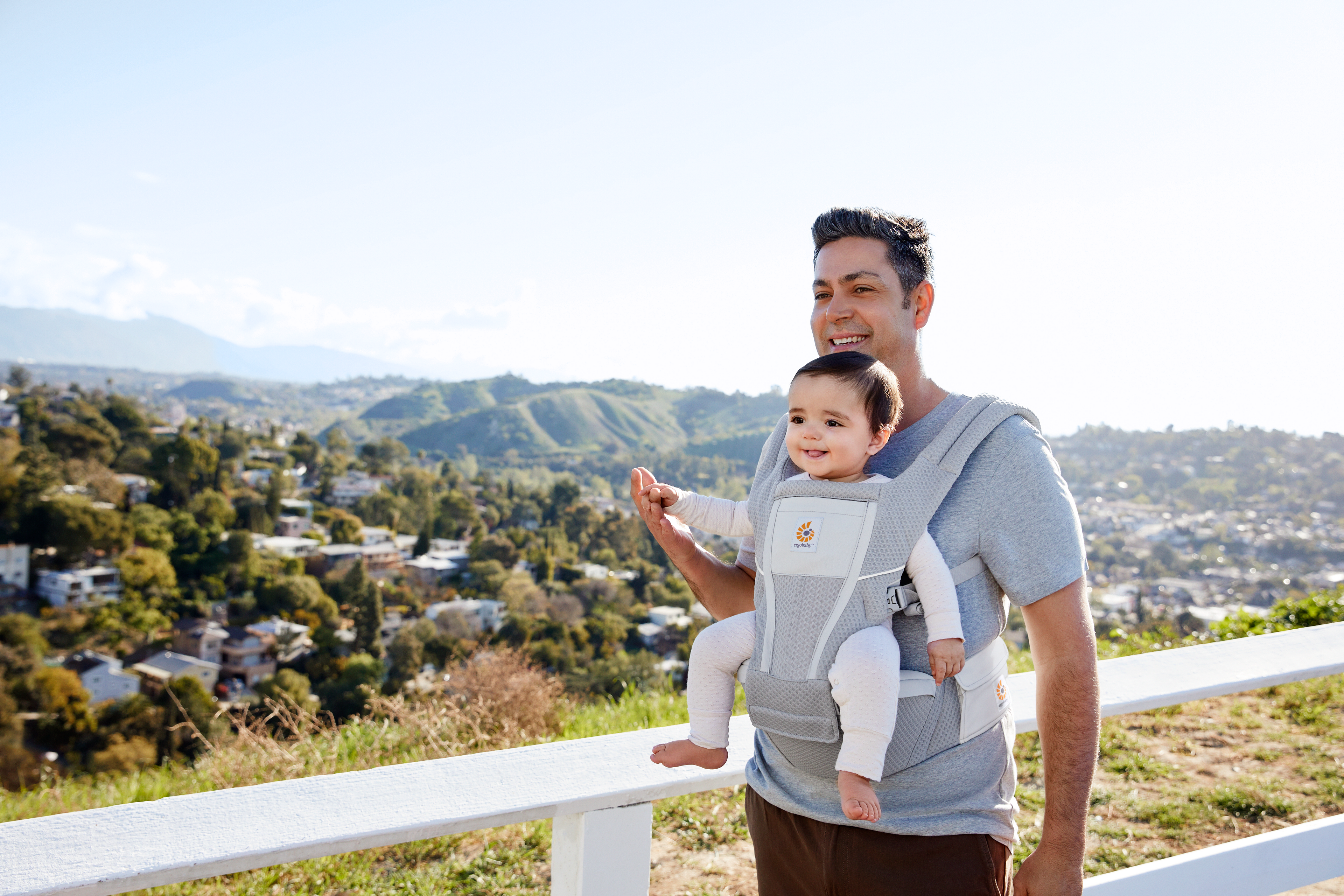 Pearl Grey Alta Hip Seat Baby Carrier