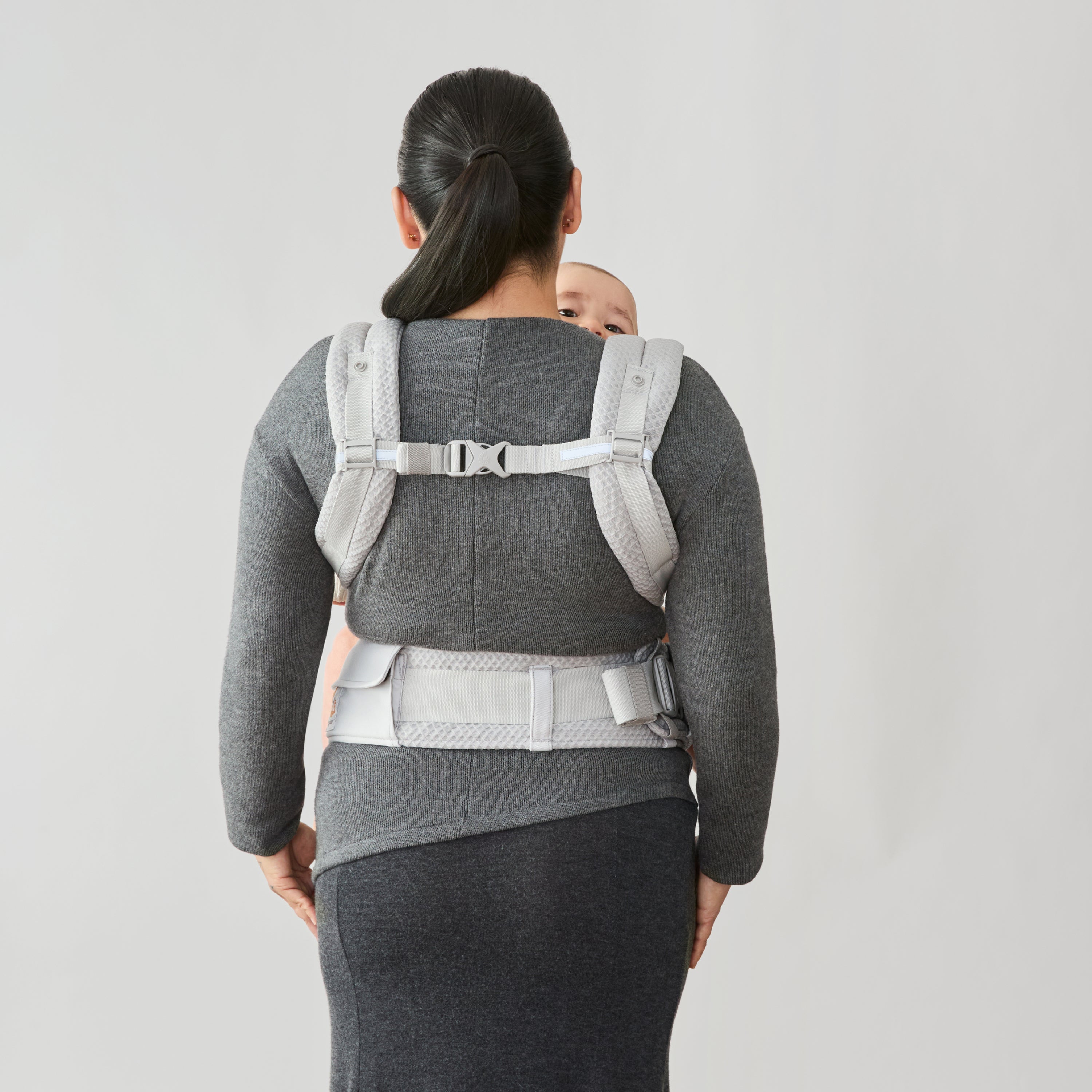 Pearl Grey Alta Hip Seat Baby Carrier
