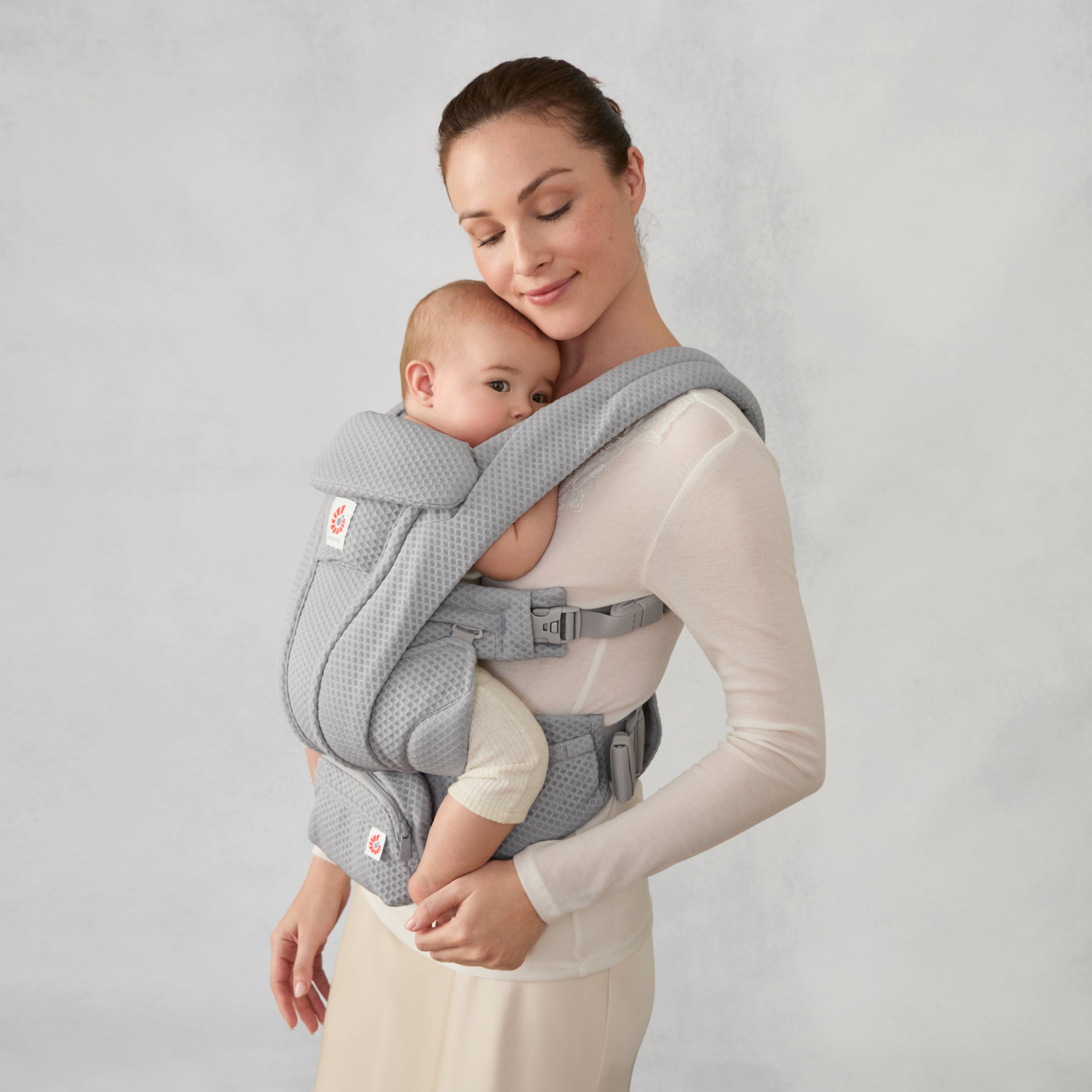 Pearl Grey Ergobaby Omni Deluxe All in One Mesh Baby Carrier