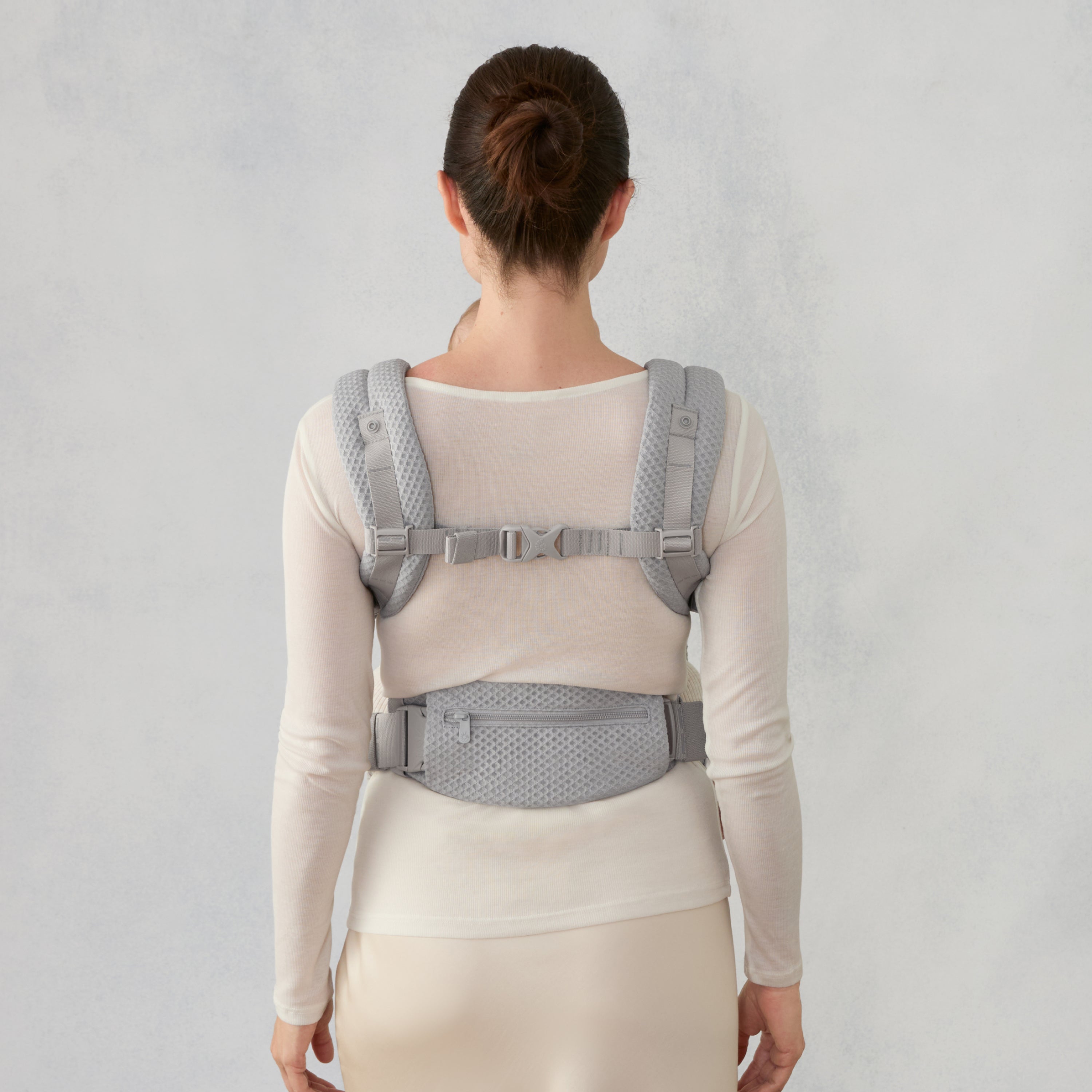 Pearl Grey Ergobaby Omni Deluxe All in One Mesh Baby Carrier