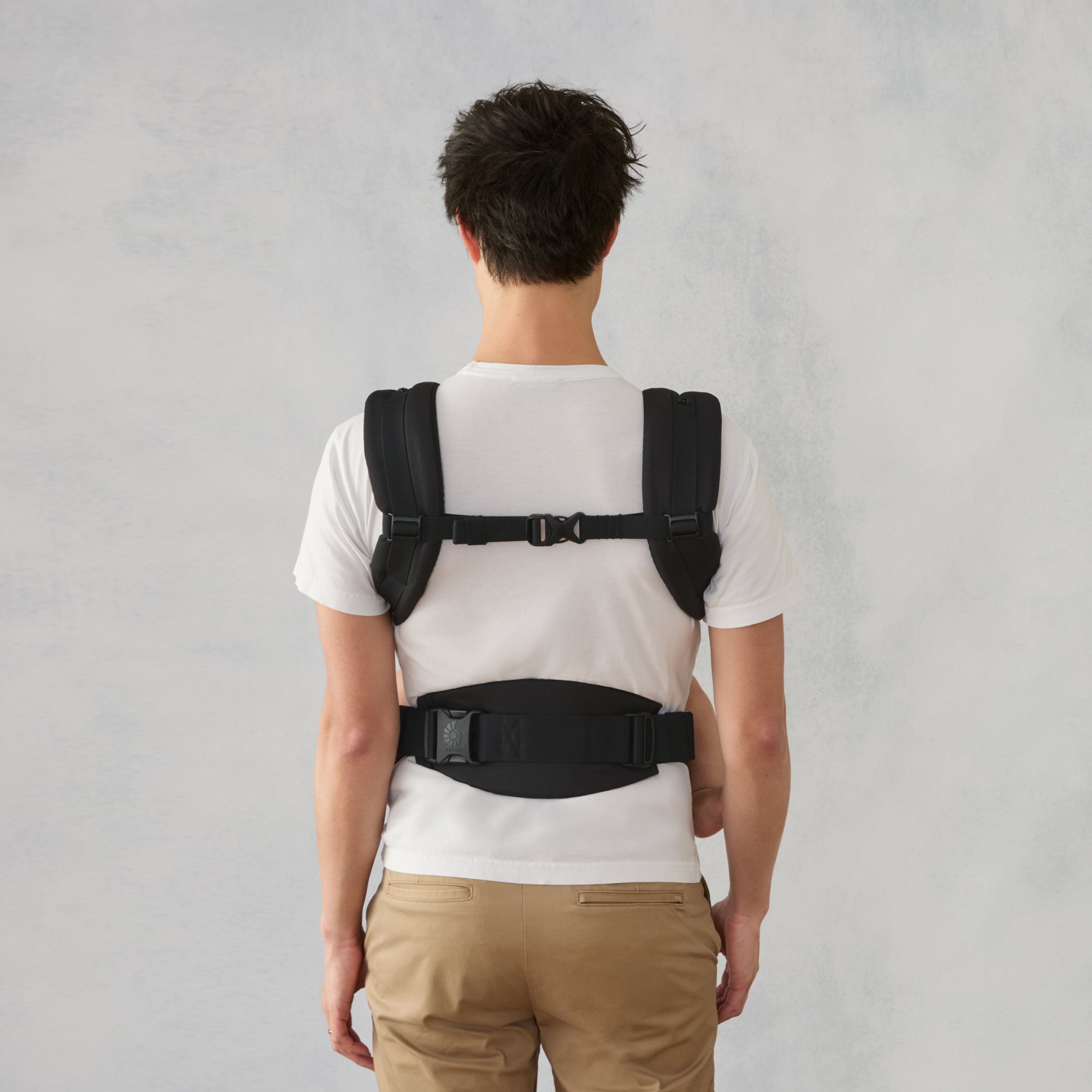 Omni Classic Mesh Baby Carrier - Onyx Black