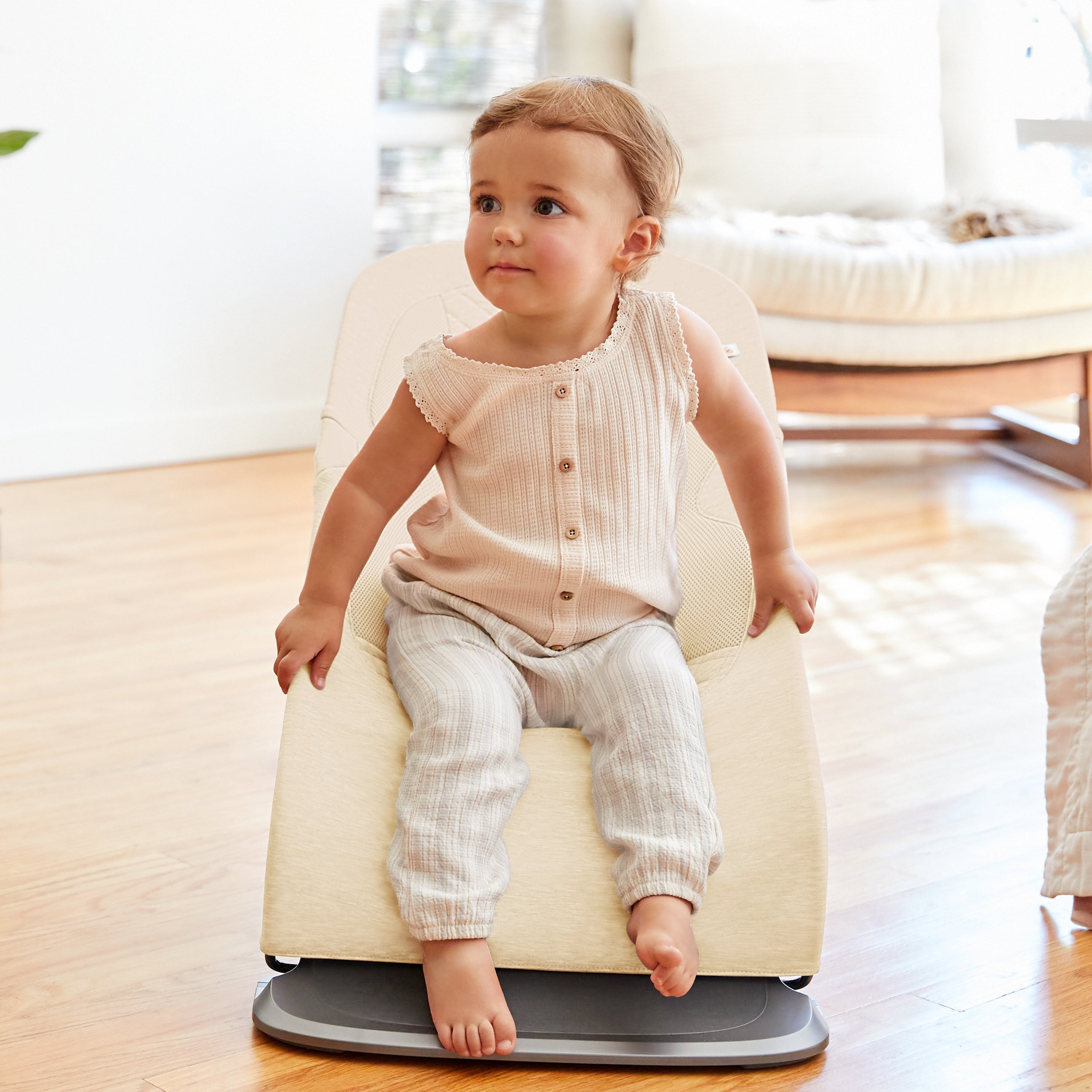 Evolve 3 in 1 Bouncer - Cream