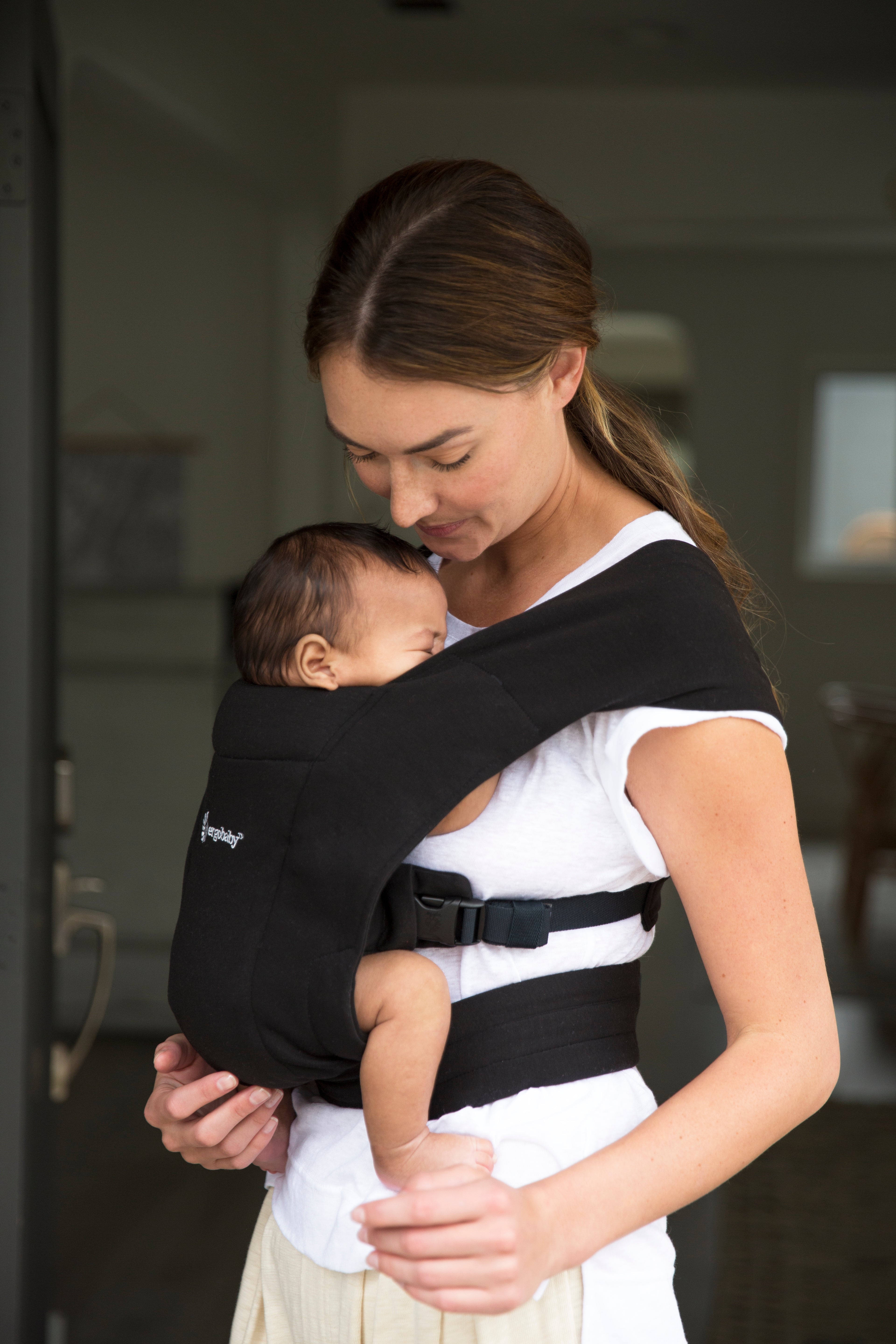 Pure Black Embrace Newborn Carrier